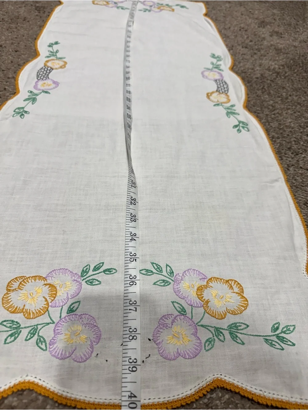 Vintage Embroidered Floral Dresser Scarf Table Runner Crochet Trim 40x17